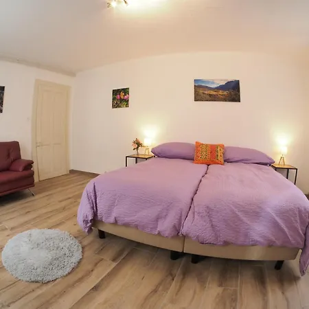 Emile & Selene Apartment *